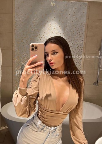 Аня, Г. Гатчина